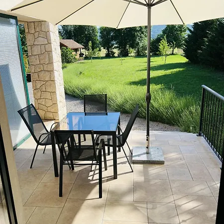 Apartmán Salvia Garden Podhum